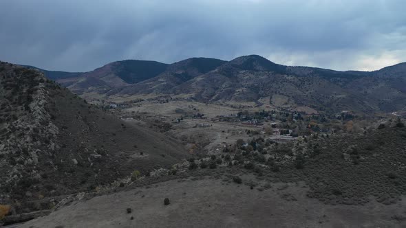 A cloudy evening pan over the Hogsback outside of Morrison Colorado