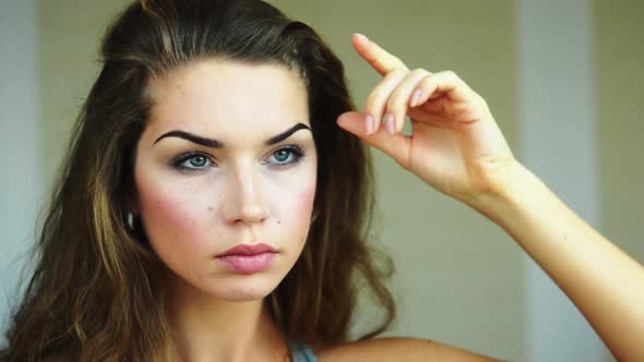 Model Maintains Her Haircut