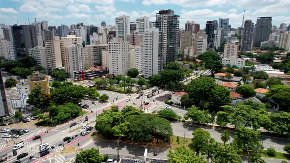 Famous intersection:  Reboucas Avenue and Brazil avenue at Sao Paulo Brazil.