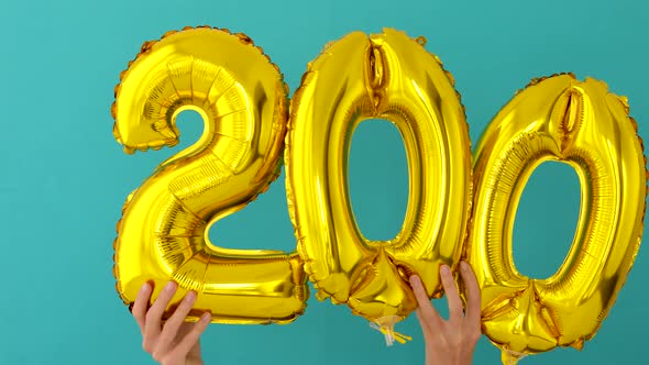 Gold Foil Number 200 Celebration Balloon