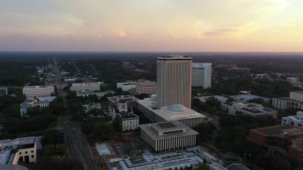 Aerial Establishing Shot Of Florida State Capitol Building 4k