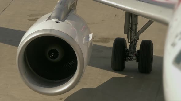 Jet Engine Turbine Technology