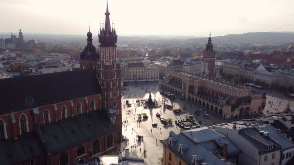 Krakow Main Market Square With Sukiennice, Saint Mary’s Basilica And Town Hall Tower In Poland. - ae