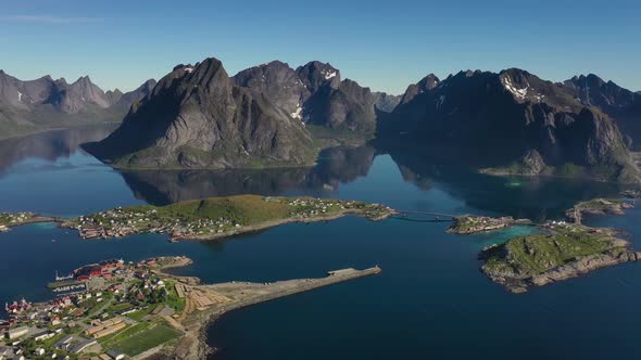 Reine Lofoten is an Archipelago in the County of Nordland, Norway