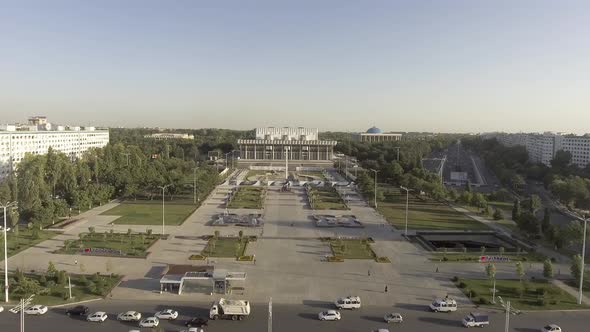 "Friendship of peoples" square in Tashkent