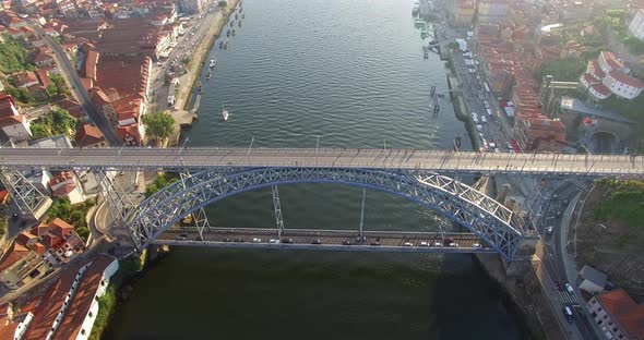 Porto's UNESCO-designated Historical City Center During the Balmy Weather Season alt