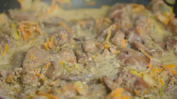 Fried Chicken Liver with Onions and Carrots