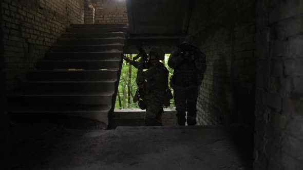 Elite Squad of Marines Entering Enemy Building alt