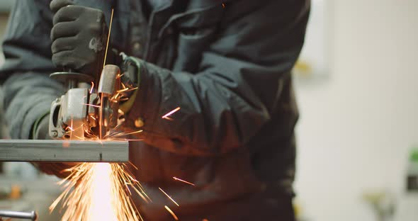 Falling Spark During Cutting Metal with Angle Grinder