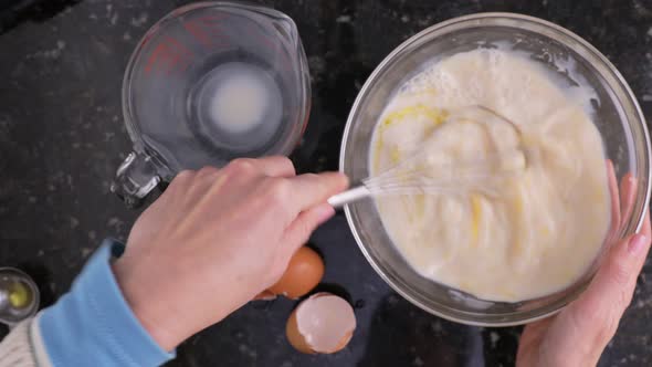 Mixing Wet Ingredients