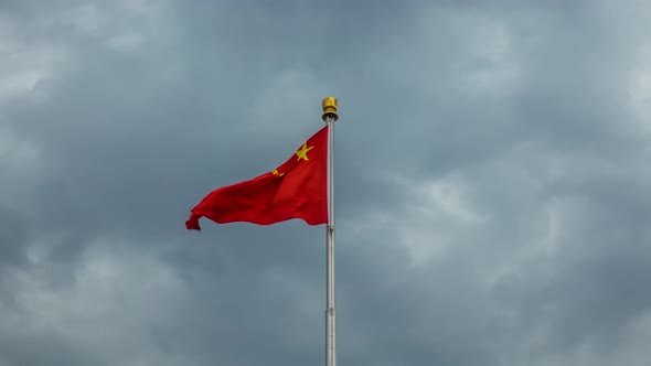 Time lapse of Chinese red flag flutters in wind