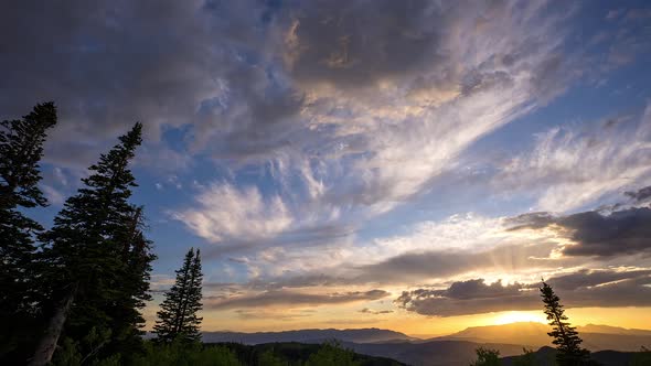 Time lapse during sunset from Skyline Drive in Utah