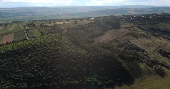 Nature Hills Green 4k Drone Aerial Forward Towards The Sun