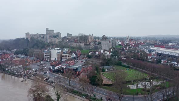 Dolly forward drone shot towards Windsor castle.