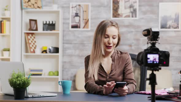 Famous Beauty Vlogger Reading Subscribers Questions