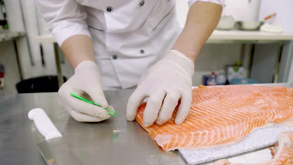 Deboning Fish Fillets