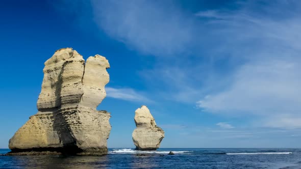 Twelve Apostles on sunny day timelapse