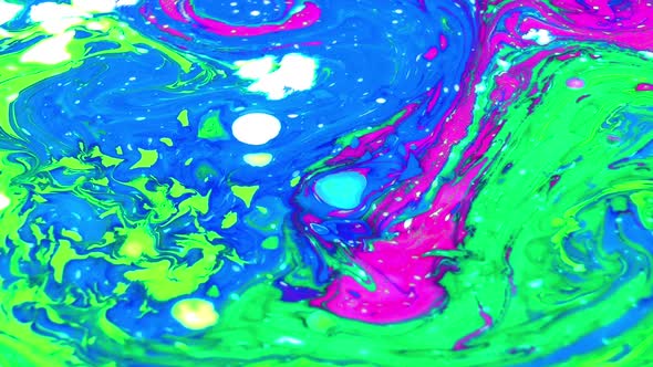 Bubbling Swirling And Spreading Colors 