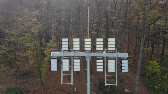 Floodlights To Illuminate the Football Field That Do Not Shine.