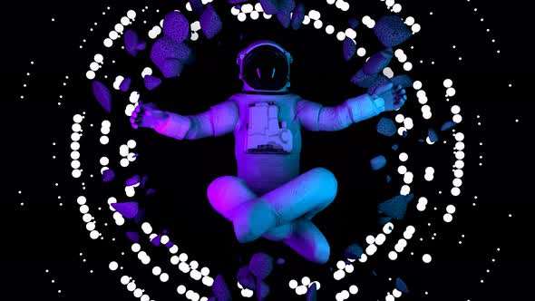 Astronaut in the Circle