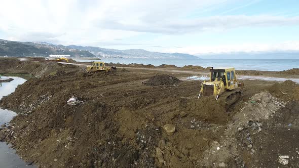 Marine Excavators And Construction Equipment