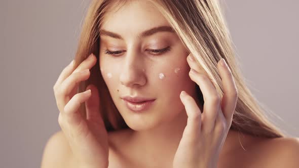 Facial Care Beautiful Woman Smooth Skin Treatment