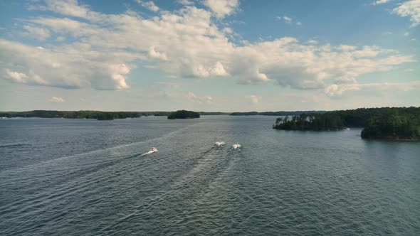 Boaters and Jet skiers on Lake Lanier in Georgia