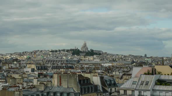 Timelapse of Paris panorama on cloudy day