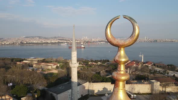 Close-Up Hagia Sofia Crescent