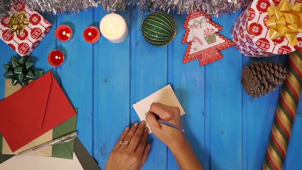 Writing a Dear Santa card