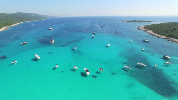 Flying over pleasure boats in a nautical paradise