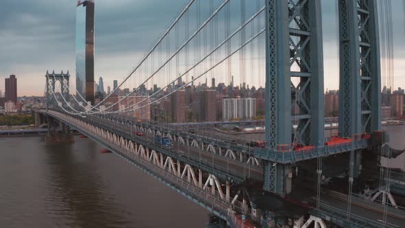 Aerial view of Manhattan Bridge structure