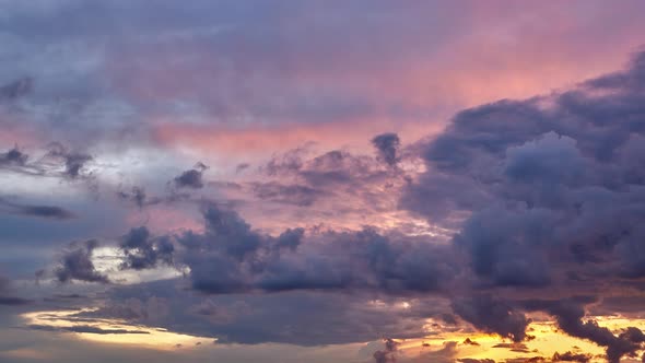 4K Timelapse Stunning Colorful Cloud Moving In Sunset