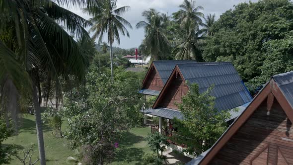 Ko Phangan Tropical Beach Island Resort With Typical Bungalows For Accommodations