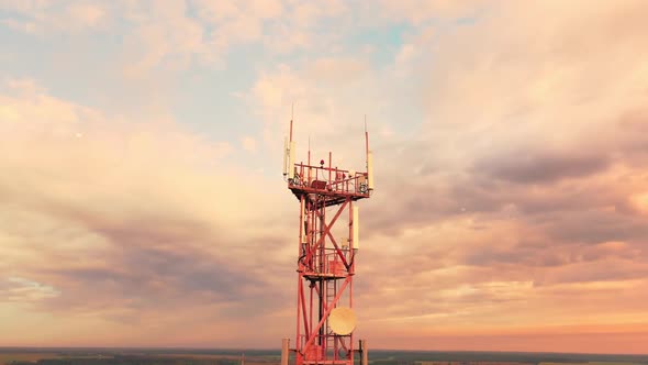 Telecommunication Tower with Cellular Communication Antennas Telecom Equipment