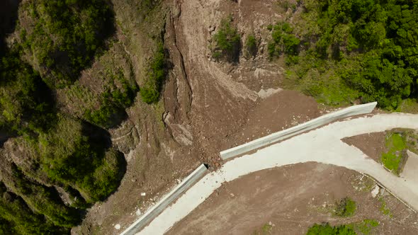 Antilandslide Concrete Barrier