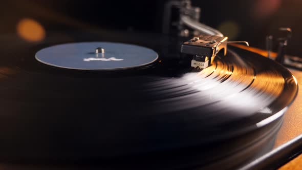 Vinyl Record Player with a Rotating Disc