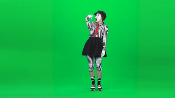 Mime Girl Changing Emotions, Fooling Around. Chroma Key. Full Length