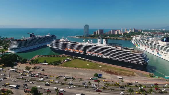 Cruceros en Puerto Vallarta