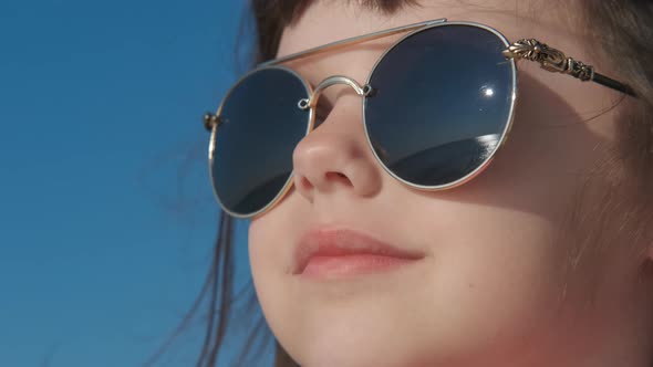 Sea in Kid Sunglasses