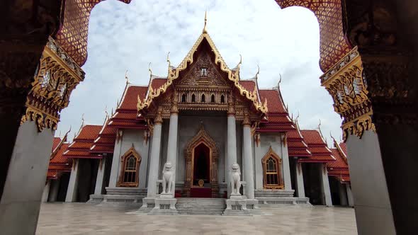 Wat Benchamabophit Dusitwanaram Ratchaworawihan, Also known as the marble temple, it is one of Bangk