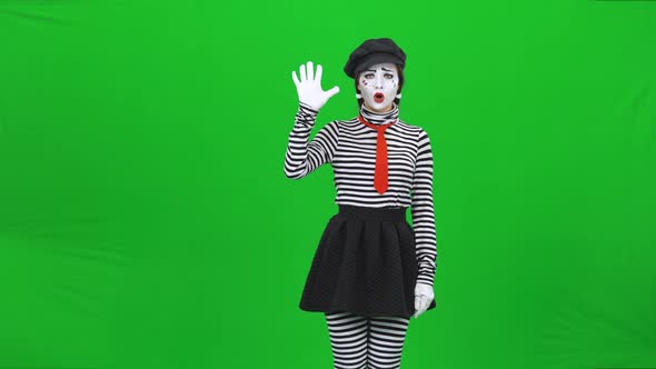 Mime Girl Is Saying No and Looking Sad. Chroma Key