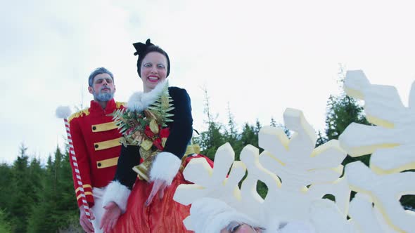 Tinker Bell and the Steadfast Tin Soldier dancing alt