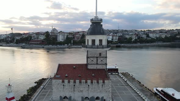 Istanbul of Turkey's icon Maiden Tower
