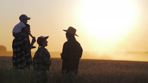 Silhouette Family