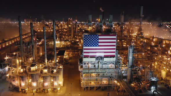 Impressive Aerial View Over the Huge Modern Petroleum Refinery on Its Work at Night. USA alt