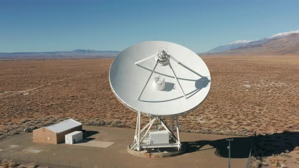  Drone Science and Innovative Technologies - Large Radio Telescope Looks Space
