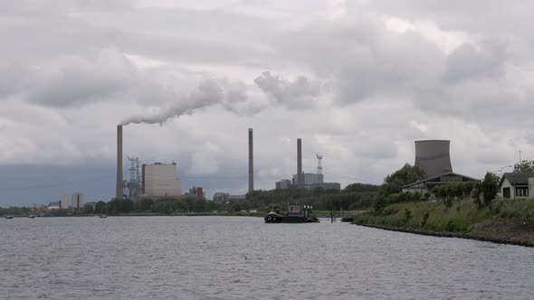 Amercentrale coal fired power plant power station in Geertruidenberg, the Netherlands