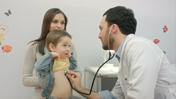 Child Patient Visiting Doctor's Office