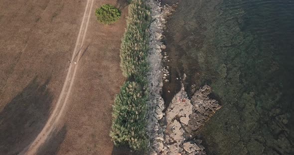 Colorgraded drone footage over croatia beaches and seas.Drone Settings:D-log / sharpening +1 kontr